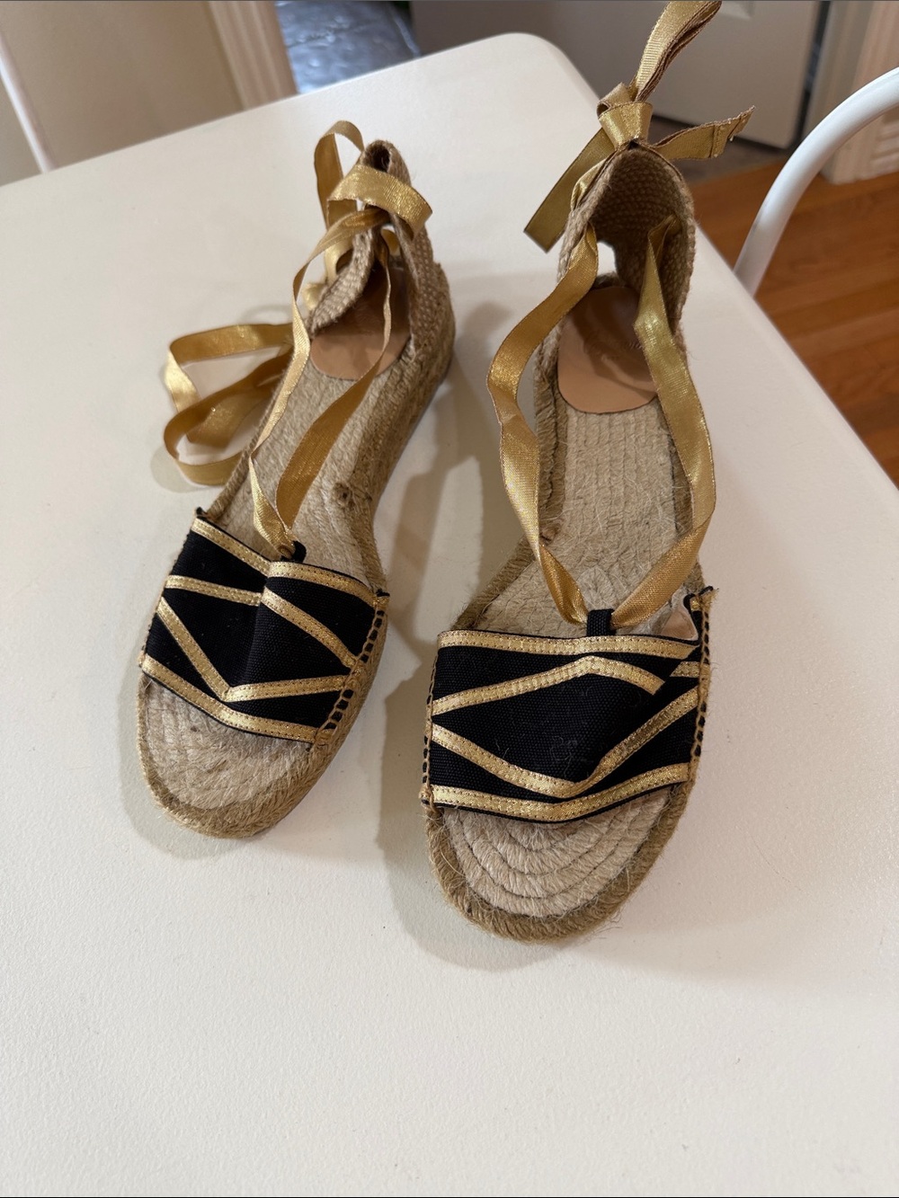 Castaner Black and Gold Espadrille Tie-Sandal Sz 40.  (9) Bag3. New. No box